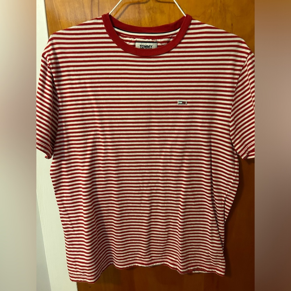 Used men’s Tommy Hilfiger tee